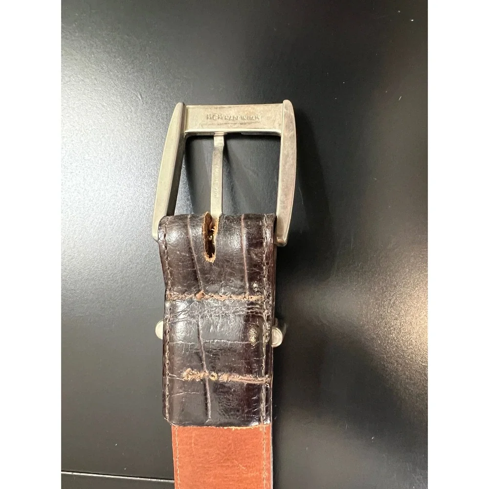 Tom James MCM Mens Brown Crocodile Embossed Leather Belt Silver Buckle‎ Italy 42